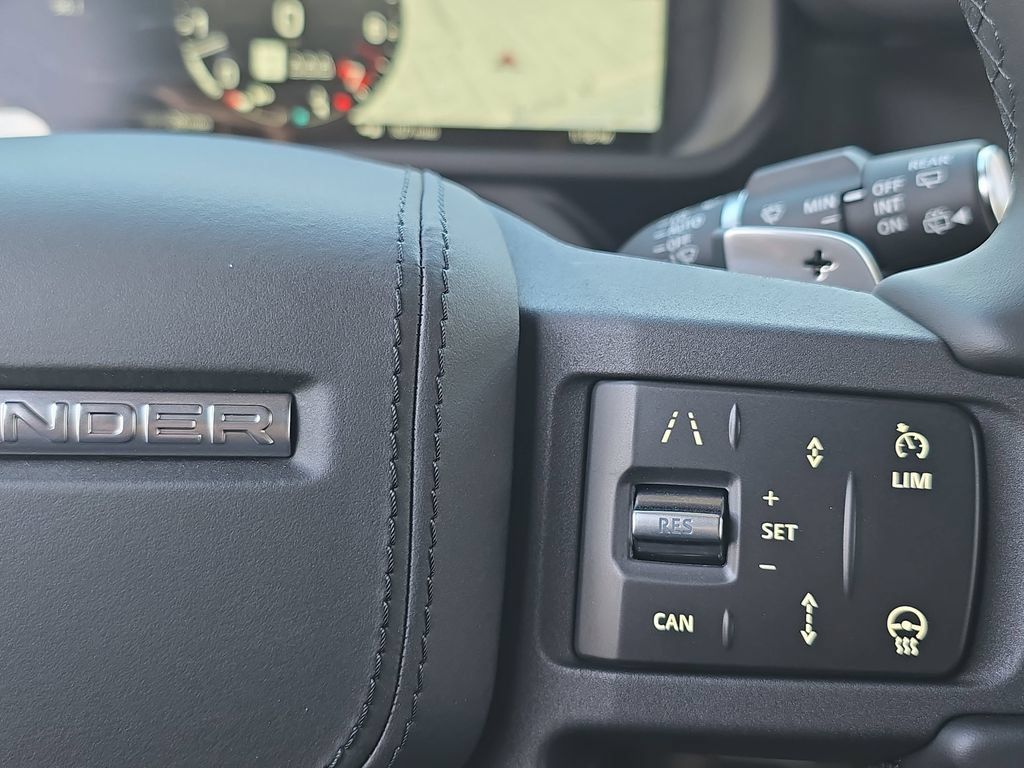 New 2026 Land Rover Defender 110 V8 AWD/4WD image 18