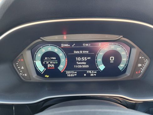 Used 2025 Audi Q3 2.0T Premium image 21