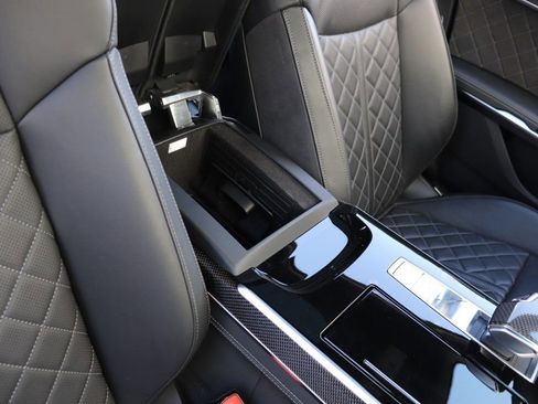 Used 2023 Audi S8 AWD/4WD image 55