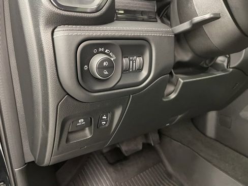 Used 2022 RAM 1500 Limited image 27