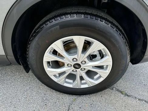 Used 2025 Ford Escape Active FWD image 13