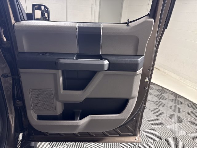 Used 2016 Ford F150 XLT w/ Trailer Tow Package AWD/4WD image 17