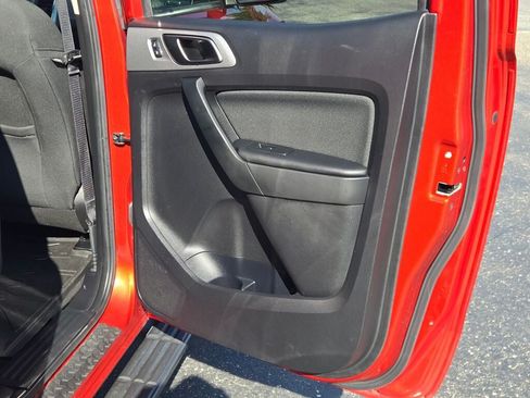 Used 2019 Ford Ranger XLT w/ Equipment Group 302A Luxury AWD/4WD image 18
