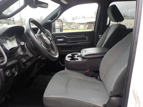 Used 2024 RAM 2500 Big Horn image 17