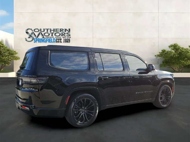 Used 2023 Jeep Grand Wagoneer Series III w/ Rear Seat Video Group 1 AWD/4WD image 5