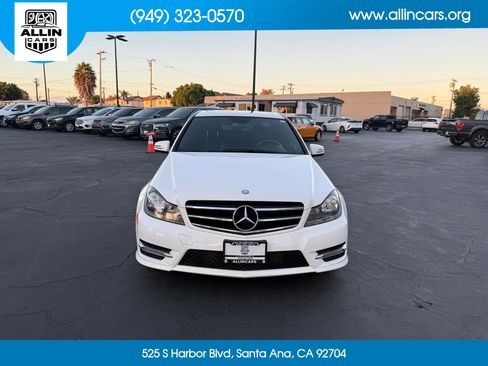 Used 2014 Mercedes-Benz C 250 Sedan image 2