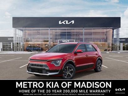 New 2025 Kia Niro SX