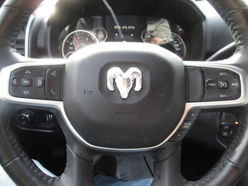 Used 2024 RAM 2500 Big Horn w/ Night Edition image 28