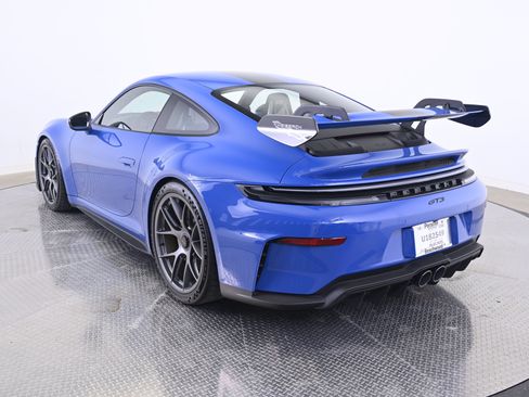 Certified 2025 Porsche 911 GT3 RWD image 3