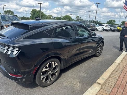 Used 2023 Ford Mustang Mach-E Premium AWD/4WD image 4