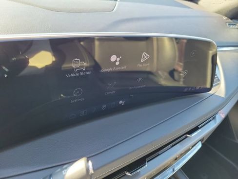 Used 2024 Cadillac XT4 Premium Luxury FWD image 22