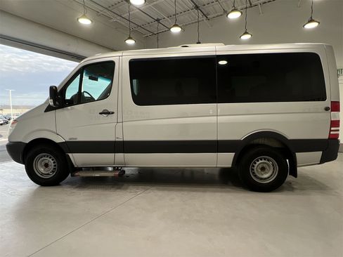Used 2013 Mercedes-Benz Sprinter 2500 image 5