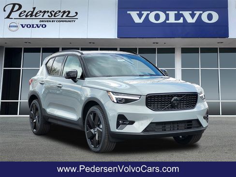 New 2026 Volvo XC40 B5 Ultra w/ Protection Package Premier AWD/4WD image 1