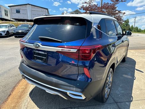 Used 2021 Kia Seltos S FWD image 3