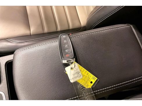 Used 2019 Ford Escape SEL AWD/4WD image 56