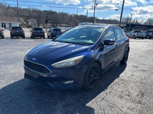 Used 2016 Ford Focus SE w/ Equipment Group 201A image 6