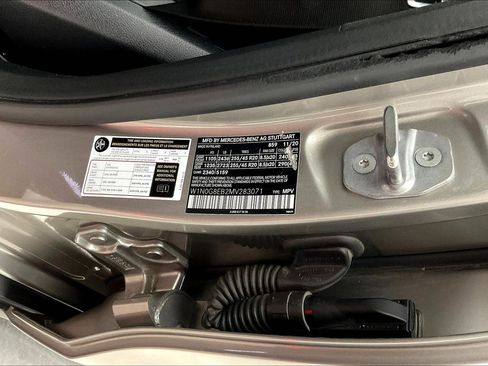 Used 2021 Mercedes-Benz GLC 300 4MATIC image 19