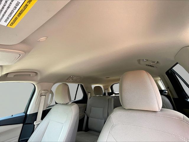 Used 2022 Ford Explorer XLT AWD/4WD image 7