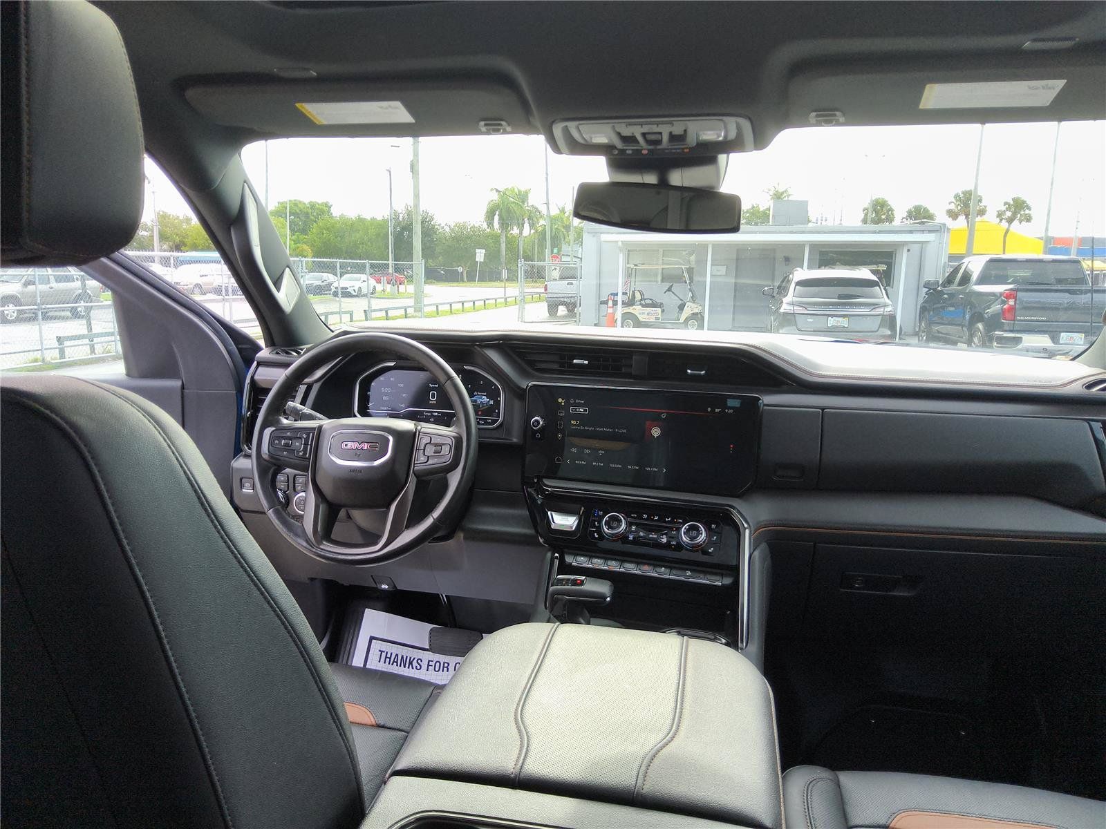 Used 2023 GMC Sierra 1500 AT4 w/ AT4 Premium Package AWD/4WD image 28