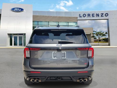 Certified 2025 Ford Explorer ST RWD image 6