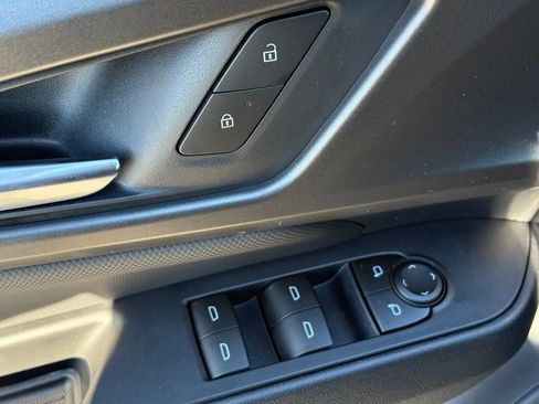 New 2026 Chevrolet Equinox EV LT w/ Comfort Package image 32