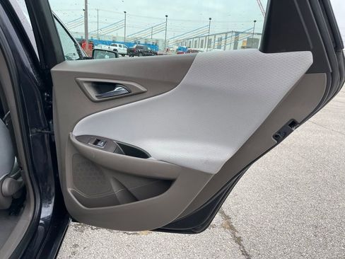 Used 2022 Chevrolet Malibu LS image 22