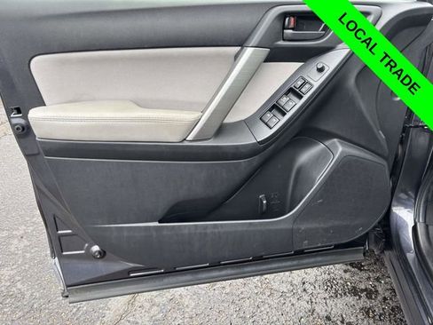 Used 2016 Subaru Forester 2.5i Premium w/ All-Weather Package image 10