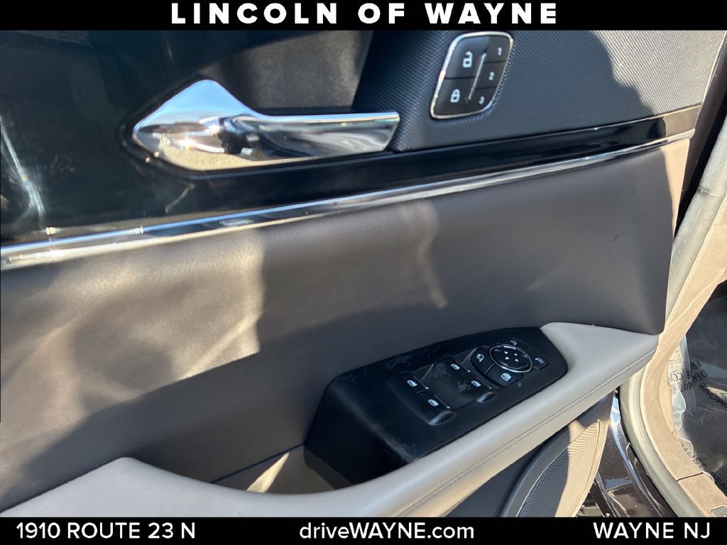 Certified 2023 Lincoln Nautilus Reserve AWD/4WD image 14
