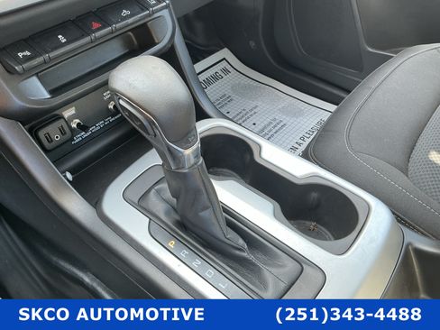 Used 2022 Chevrolet Colorado LT w/ Fleet Safety Package RWD image 23