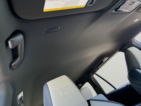 New 2026 Lexus TX 500h AWD image 4