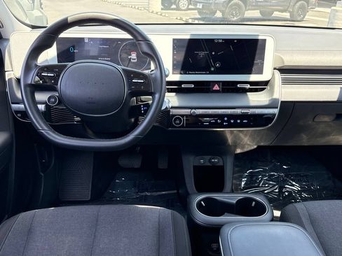 Used 2024 Hyundai Ioniq 5 SE RWD image 30