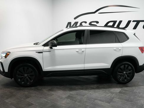 Used 2023 Volkswagen Taos S FWD image 3