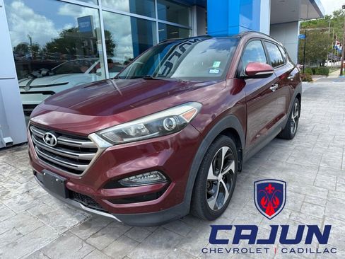 Used 2016 Hyundai Tucson Limited w/ Option Group 03 FWD image 1