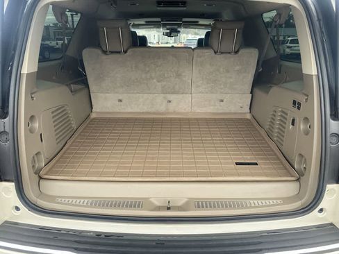 Used 2015 Chevrolet Suburban LTZ image 25