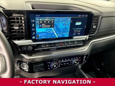 Used 2022 Chevrolet Silverado 1500 LTZ w/ LTZ Premium Package AWD/4WD image 41