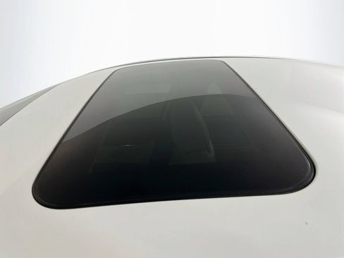 Used 2024 MAZDA MAZDA3 s FWD image 24