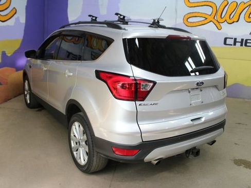 Used 2019 Ford Escape SEL AWD/4WD image 6