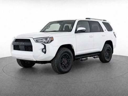 Used 2023 Toyota 4Runner SR5 Premium w/ Moonroof Package AWD/4WD image 2