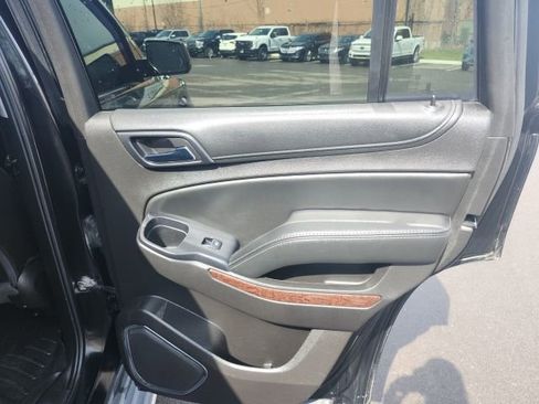 Used 2017 GMC Yukon SLT w/ Open Road Package image 13