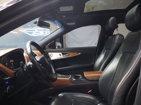 Used 2020 Lincoln Nautilus Black Label w/ Cargo Utility Package image 16