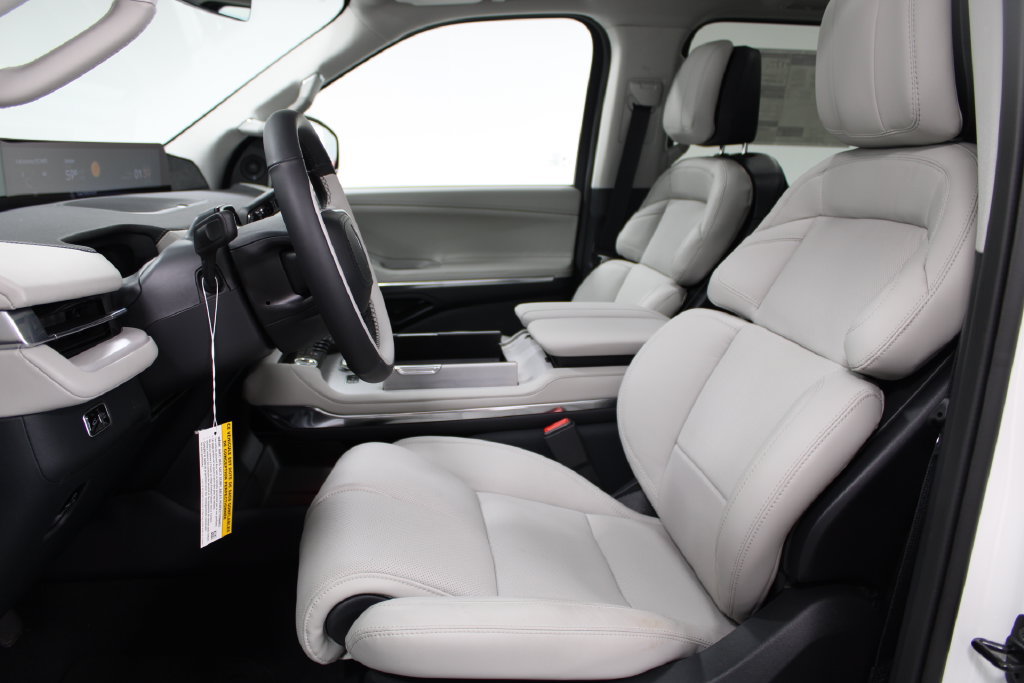 New 2026 Lincoln Navigator L Reserve AWD/4WD image 25