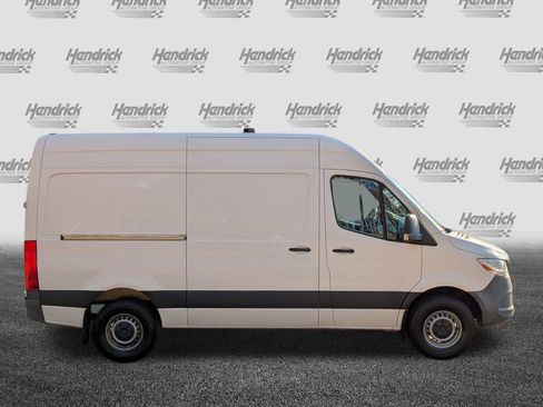 Used 2020 Mercedes-Benz Sprinter 2500 image 11