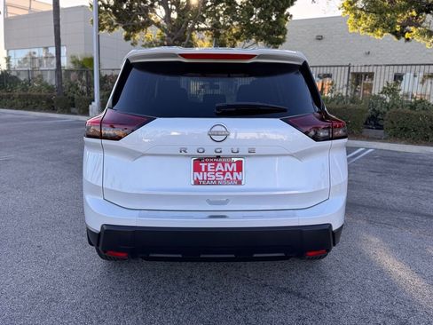 New 2026 Nissan Rogue SV FWD image 6