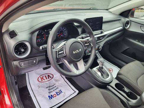 Used 2024 Kia Forte LXS image 10