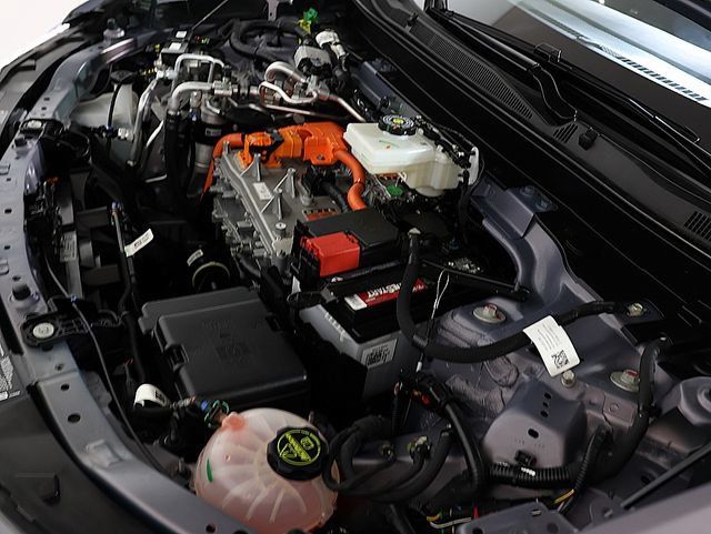 Used 2025 Chevrolet Blazer EV LT FWD image 37