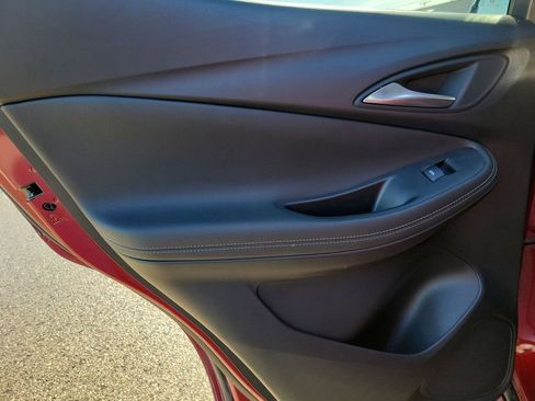 Used 2021 Buick Encore GX Select w/ Sport Touring Package image 9