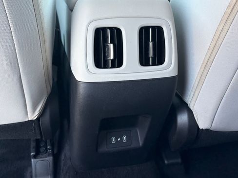 Used 2025 Hyundai Tucson SEL AWD/4WD image 12