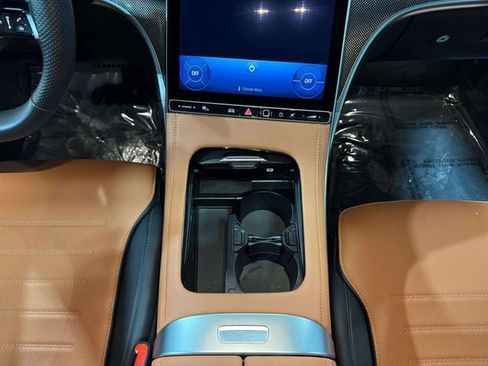 Used 2023 Mercedes-Benz C 300 4MATIC Sedan image 19