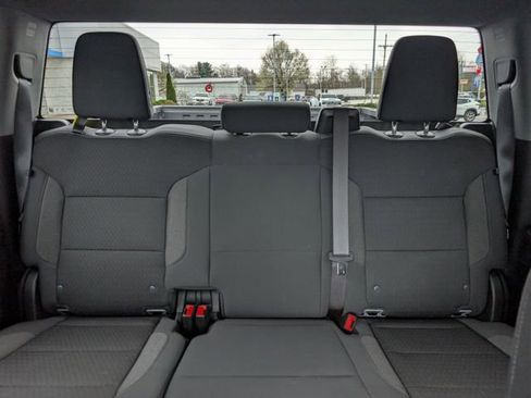 Used 2024 Chevrolet Silverado 1500 LT image 16