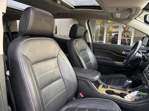 Used 2018 GMC Acadia Denali w/ Technology Package image 21